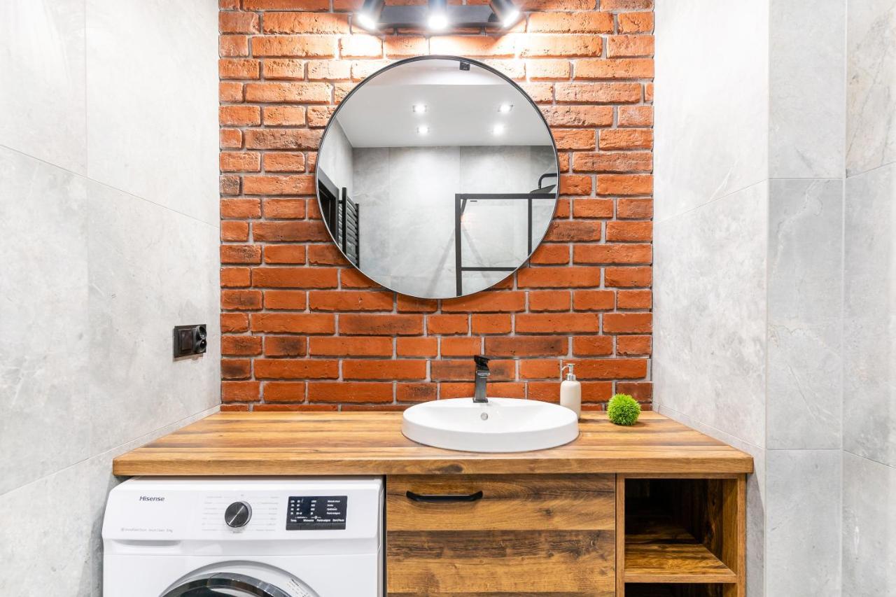אילאווה Loft Apart - Loft Nad Rzeka, Centrum, Parking, Winda, Netflix מראה חיצוני תמונה