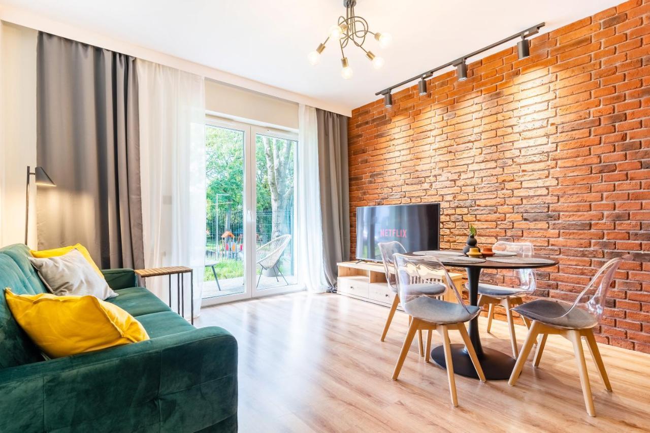 אילאווה Loft Apart - Loft Nad Rzeka, Centrum, Parking, Winda, Netflix מראה חיצוני תמונה