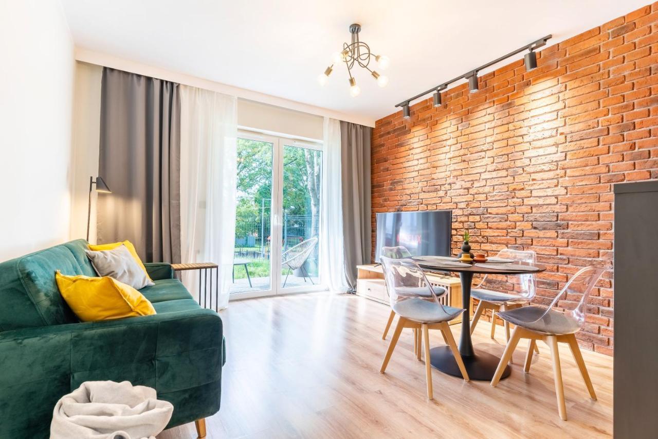 אילאווה Loft Apart - Loft Nad Rzeka, Centrum, Parking, Winda, Netflix מראה חיצוני תמונה
