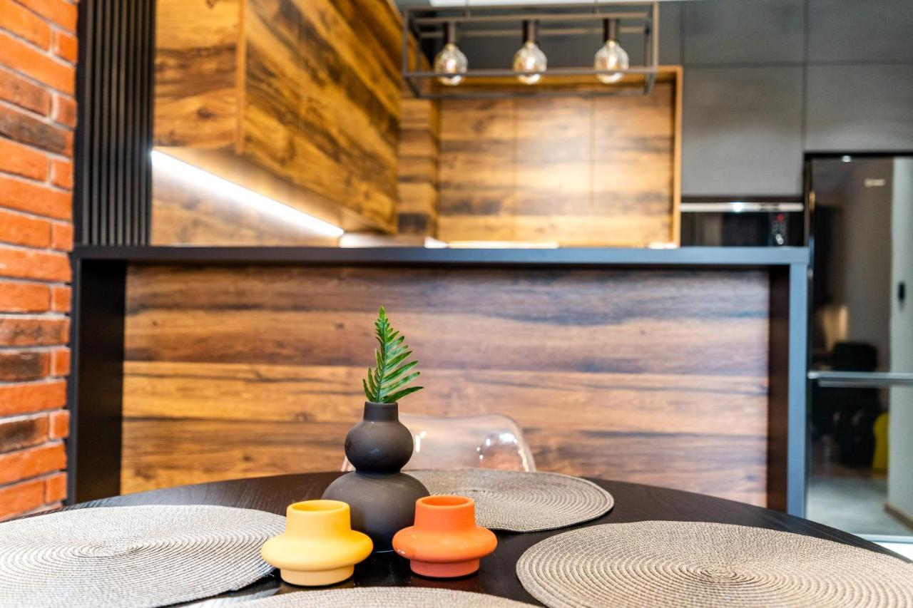 אילאווה Loft Apart - Loft Nad Rzeka, Centrum, Parking, Winda, Netflix מראה חיצוני תמונה